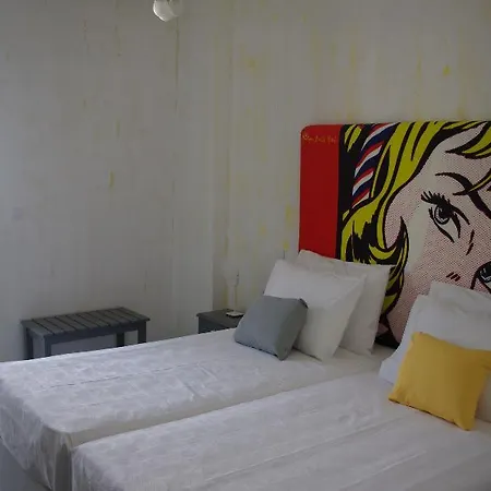 Hotel Boutique Kamari (Santorini)