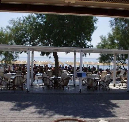 Hotel Boutique Kamari (Santorini)