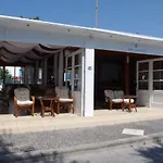 海滩精品酒店 Kamári