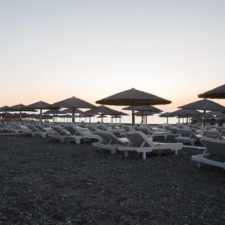 Boutique Hotel Kamari (Santorini)