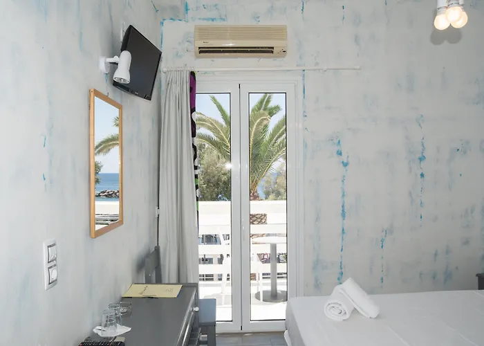 Hotel Boutique Kamari (Santorini)