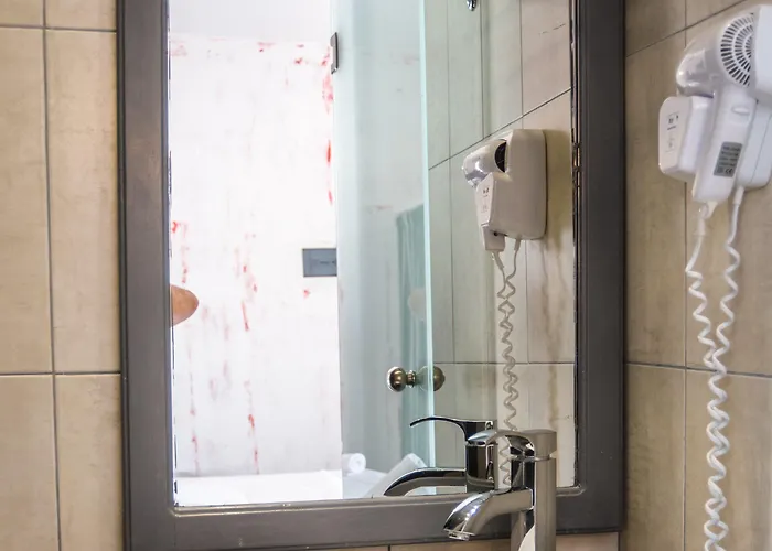 Boutique Kamari (Santorini)