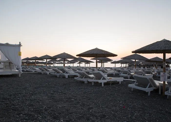 Boutique Hotel Kamari (Santorini)