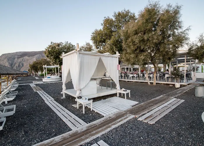 Boutique 3* Kamari (Santorini)