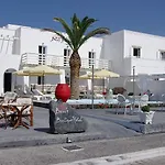 Boutique 3* Kamari (Santorini)