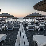 Boutique Hotel Kamari (Santorini)